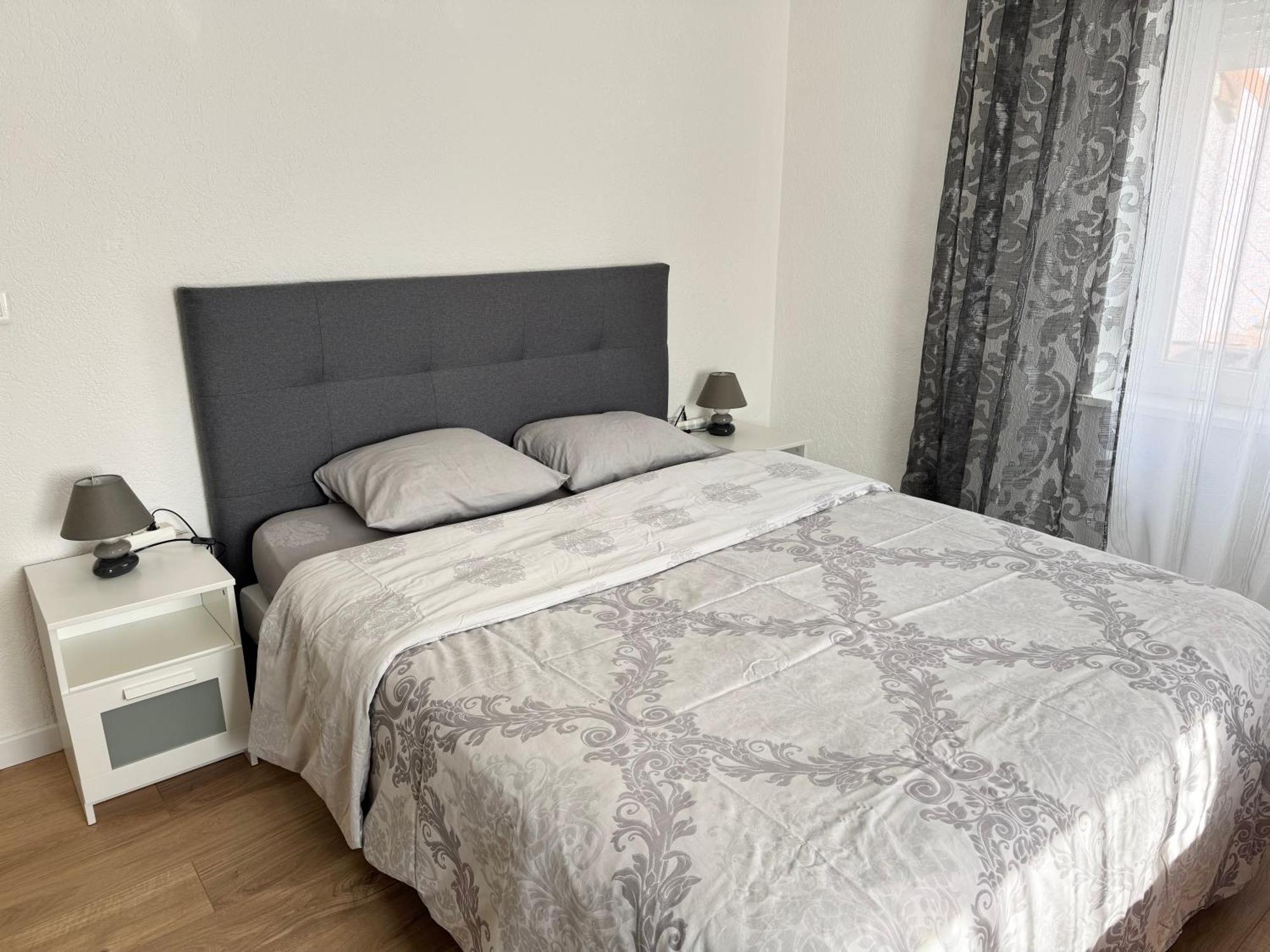 Appartement Bes,, Chaleureux Et Confortable Avec Entree Independante Wittenheim Luaran gambar